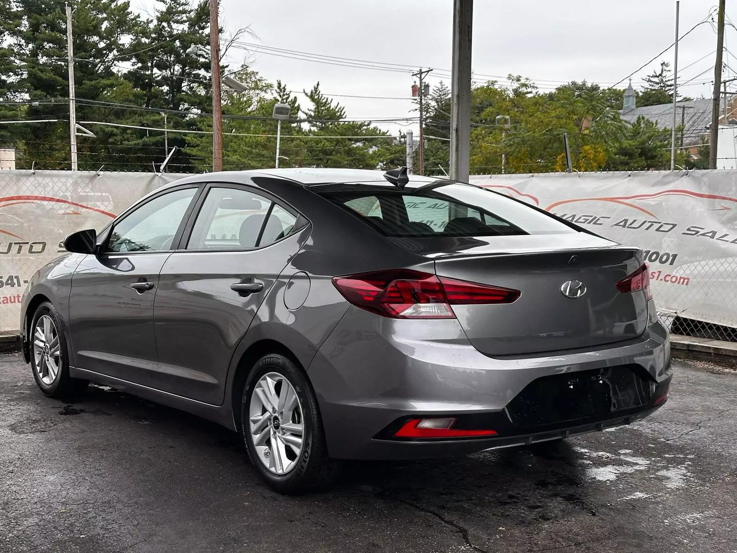 2020 Hyundai Elantra - Image 7