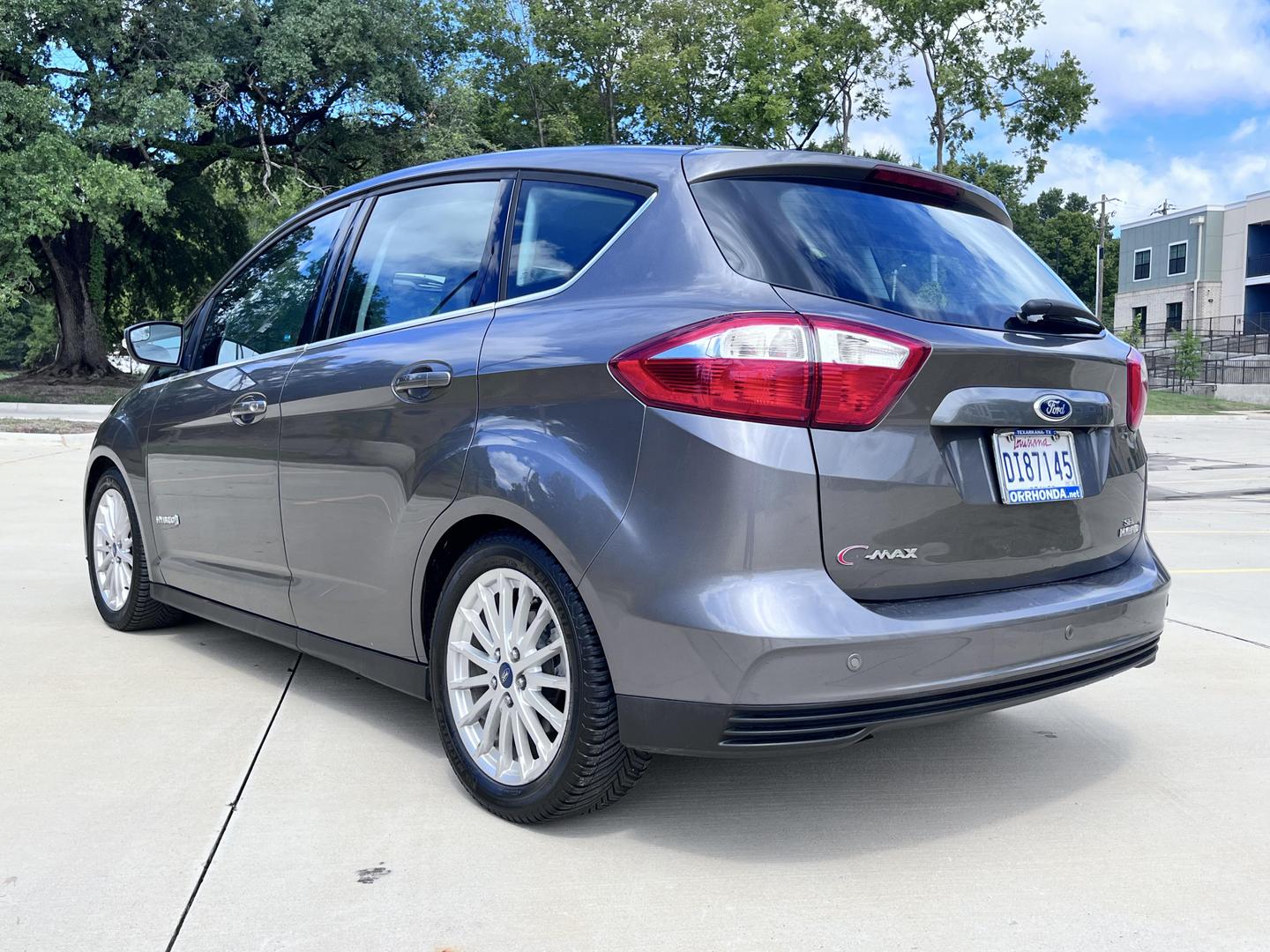 2013 Ford C-Max SEL photo 2