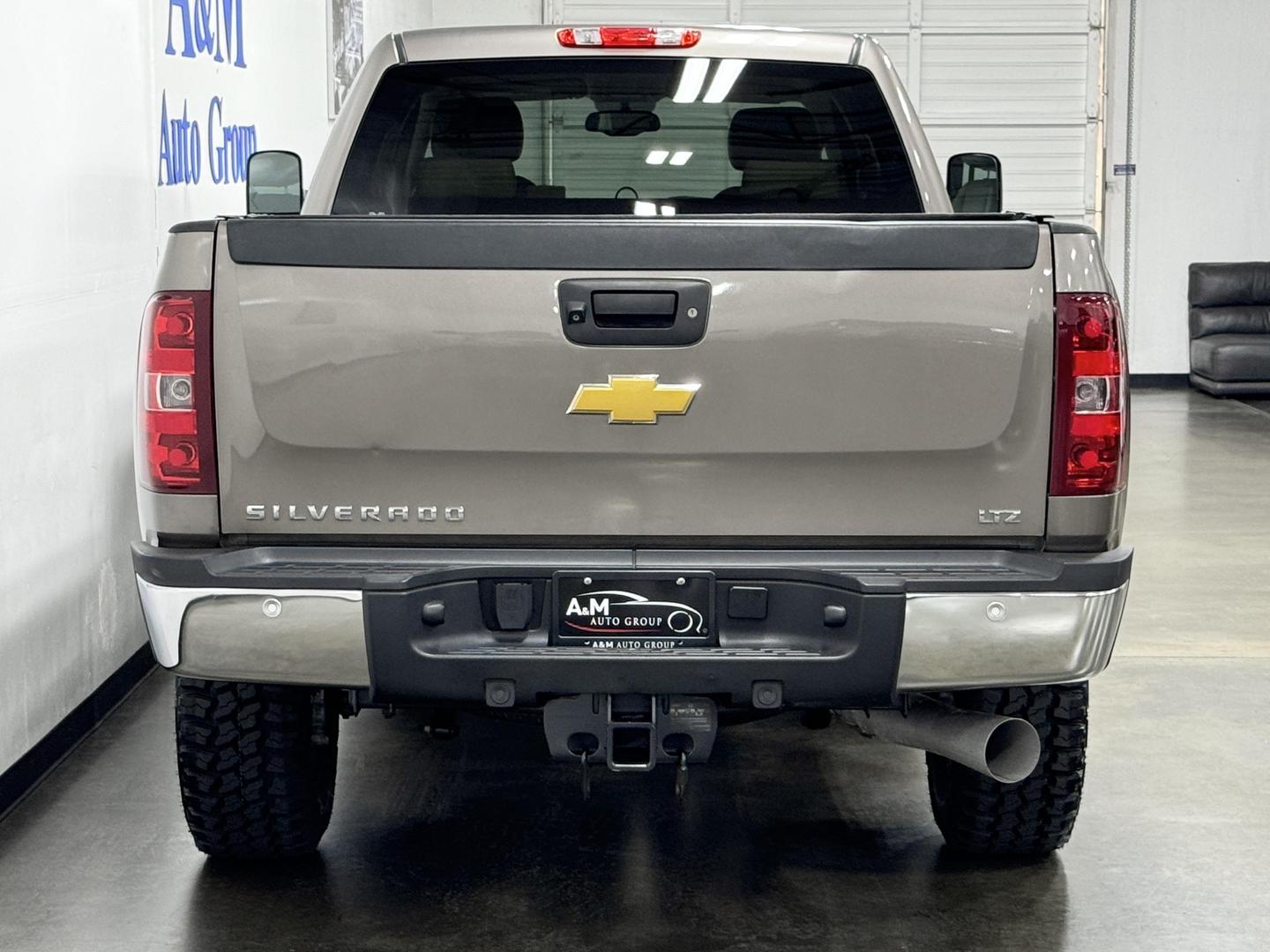 2014 Chevrolet Silverado 2500HD LTZ photo 7