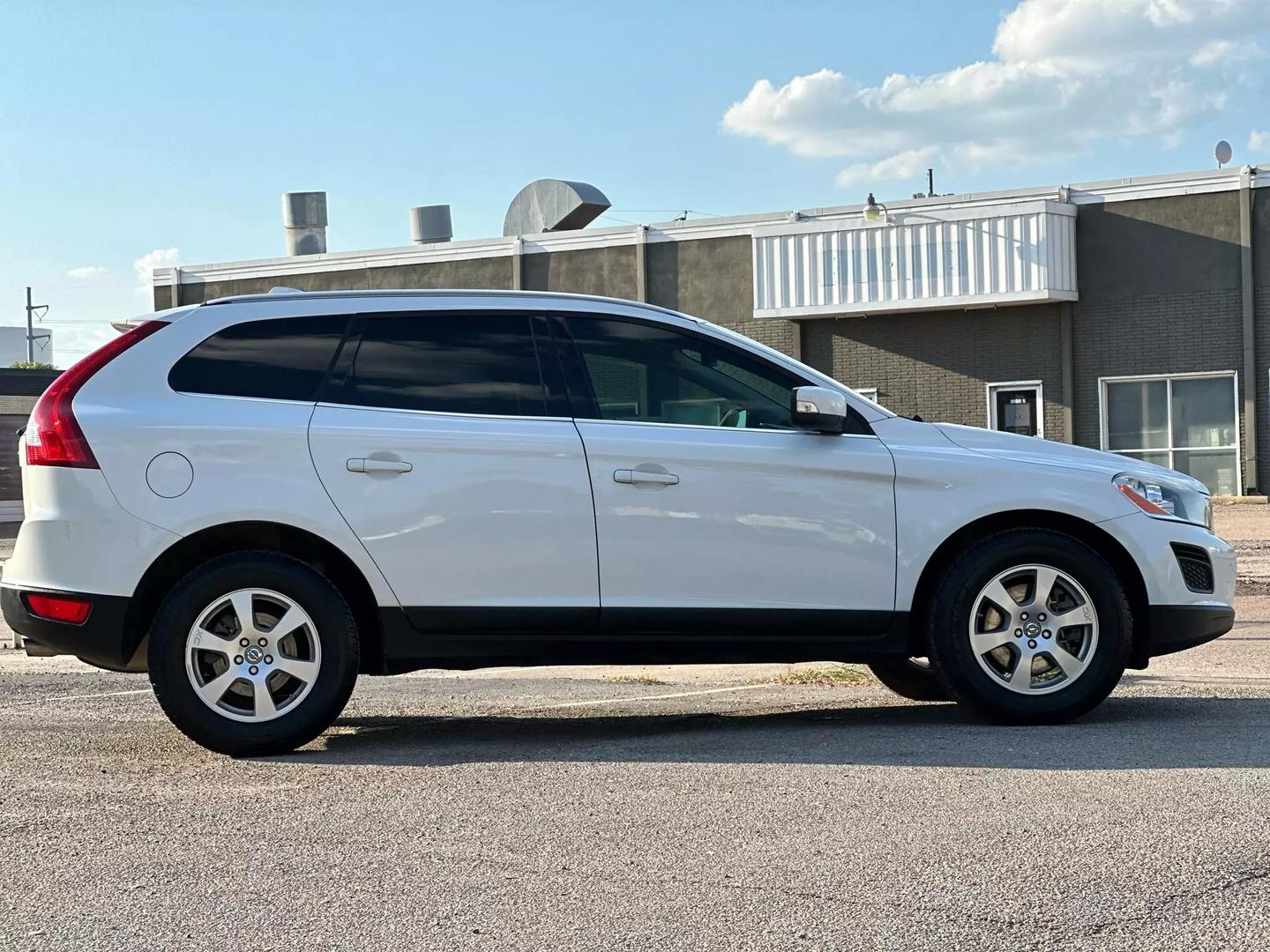 2012 Volvo Xc60 - Image 9