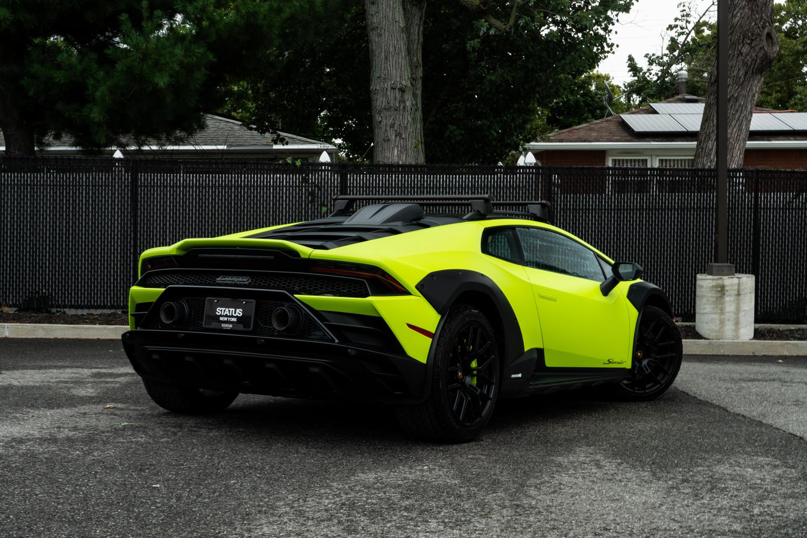 2023 Lamborghini Huracan - Image 29