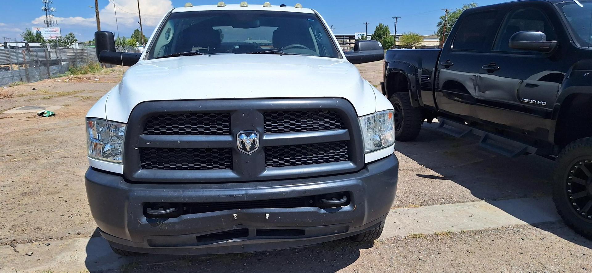 2013 RAM Ram 3500 Pickup SLT photo 5