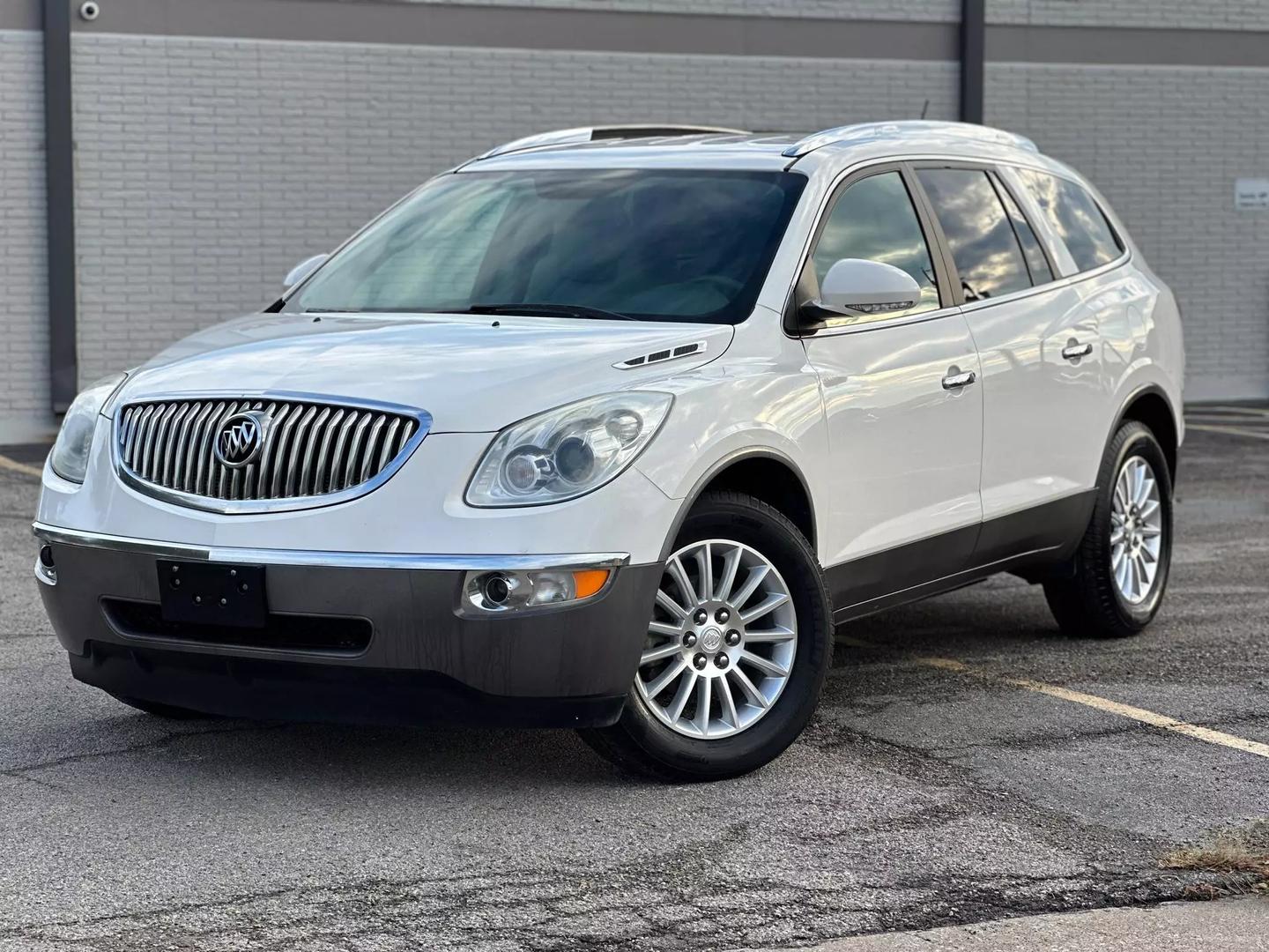 2011 Buick Enclave - Image 2