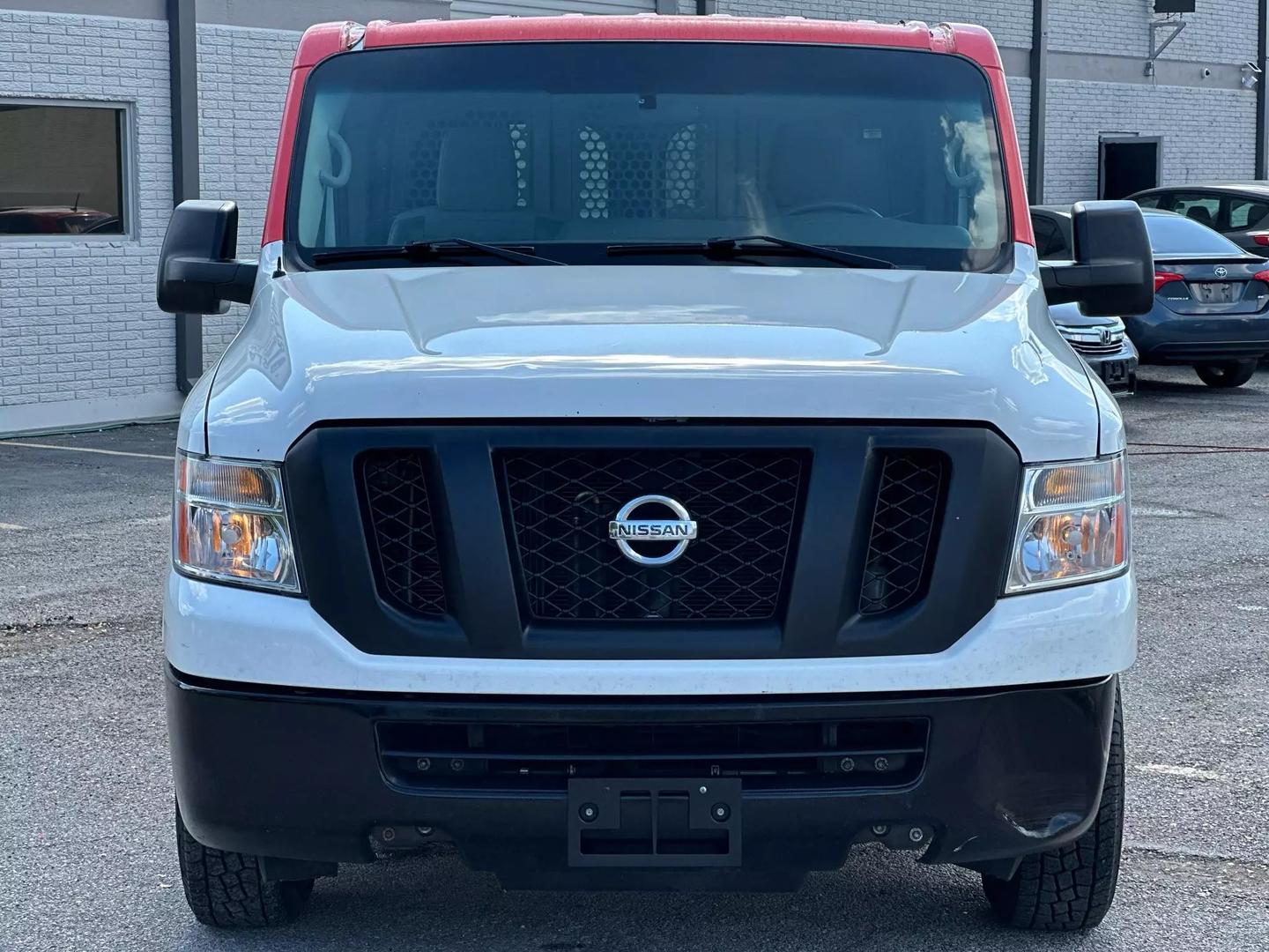 2018 Nissan Nv2500 Hd Cargo - Image 11