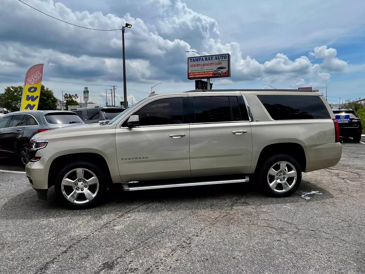 Used 2015 Chevrolet Suburban LT with VIN 1GNSCJKCXFR563839 for sale in Tampa, FL