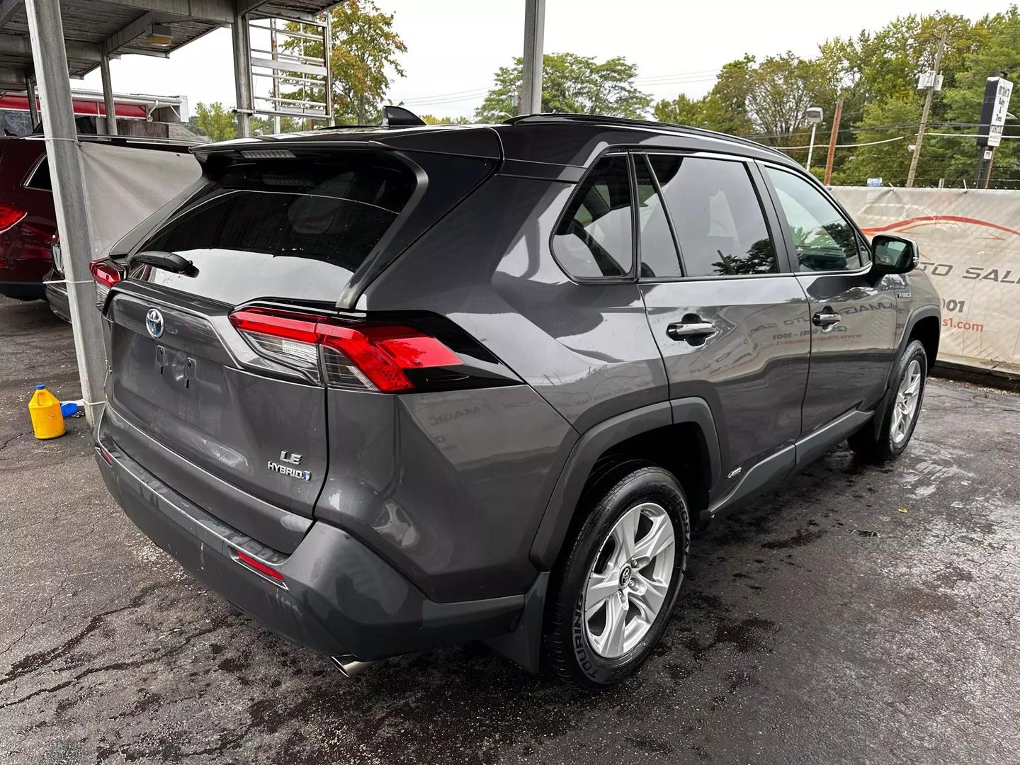 2019 Toyota Rav4 Hybrid - Image 12