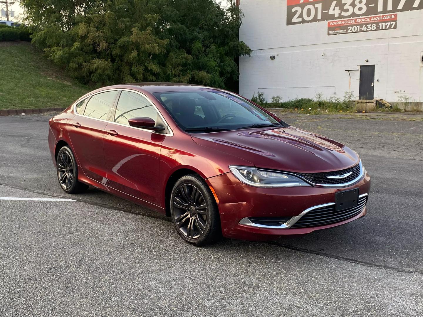 2015 Chrysler 200 Limited photo 8