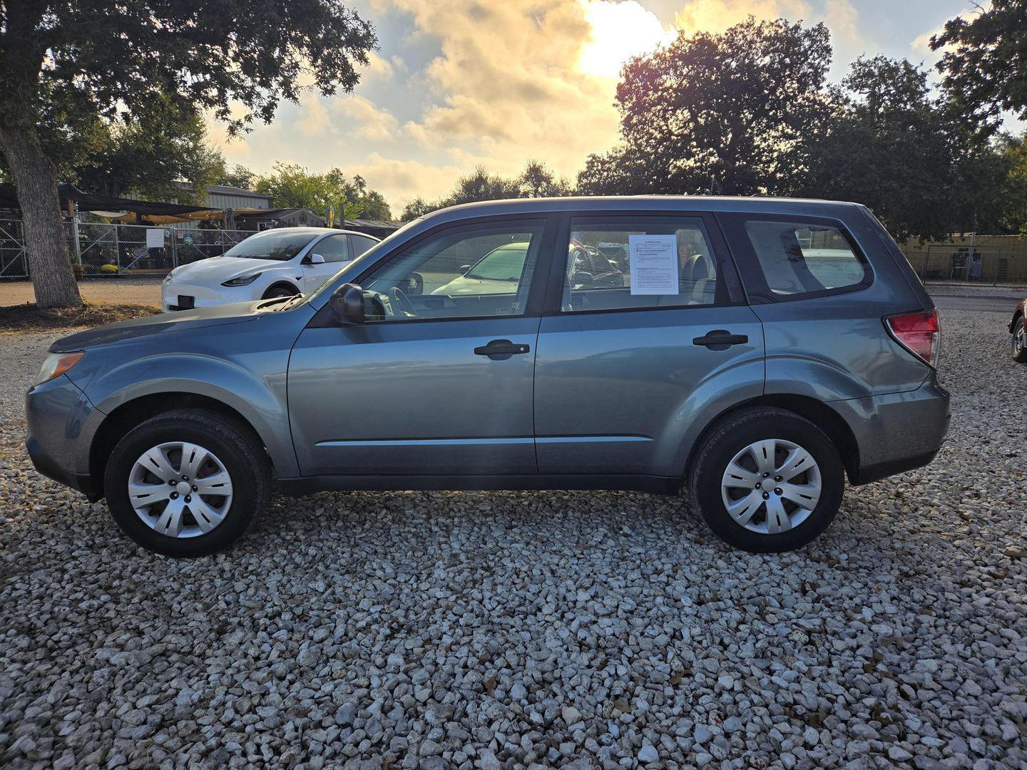 2012 Subaru Forester X photo 2