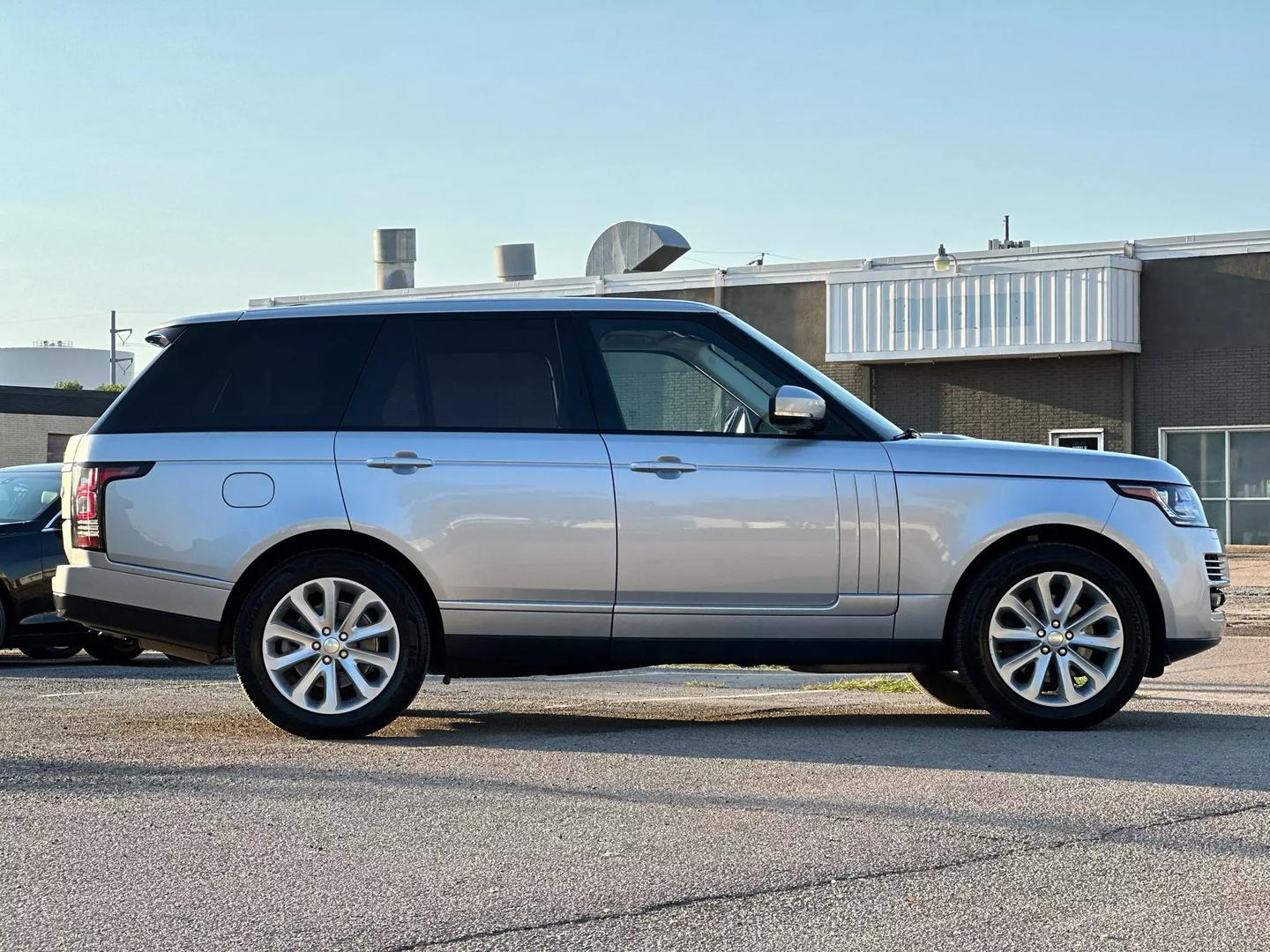 2014 Land Rover Range Rover - Image 10