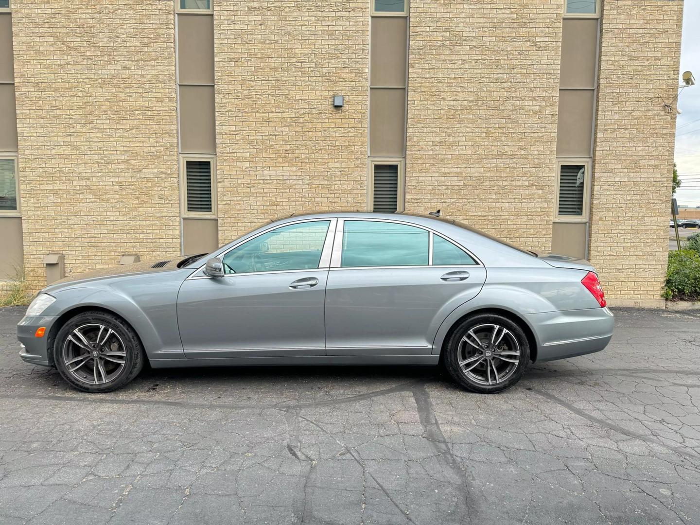 2013 Mercedes-Benz S-Class S550 photo 8