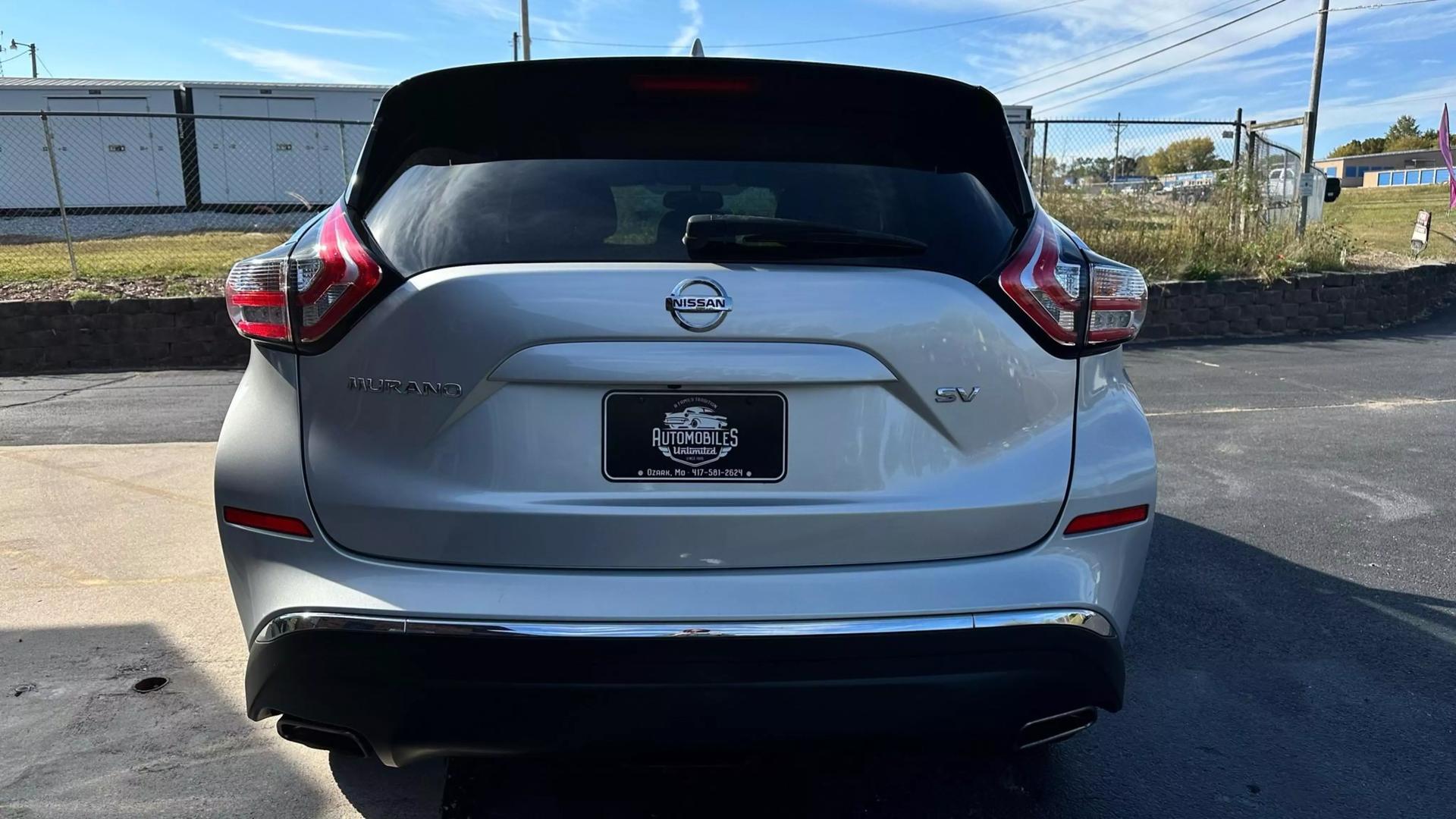 2018 Nissan Murano SV photo 12