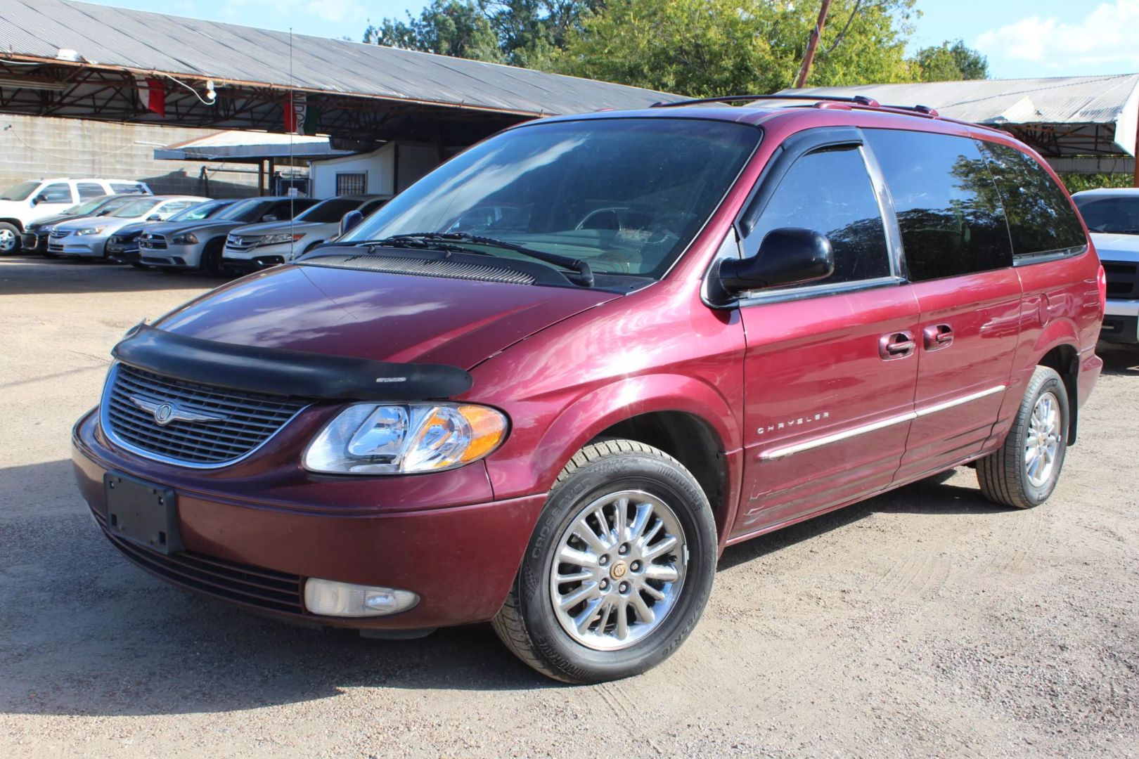 Used 2001 Chrysler Town & Country LIMITED AWD with VIN 2C8GT64L31R303826 for sale in Dallas, TX