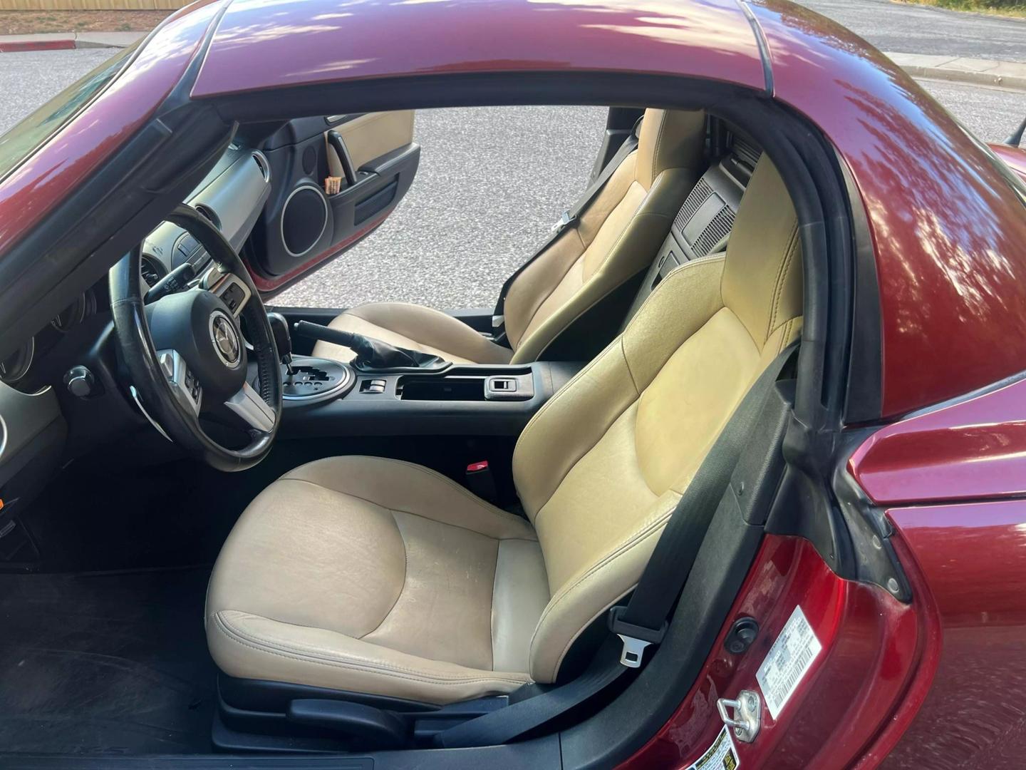 2011 Mazda MX-5 Miata Grand Touring Hard Top photo 10