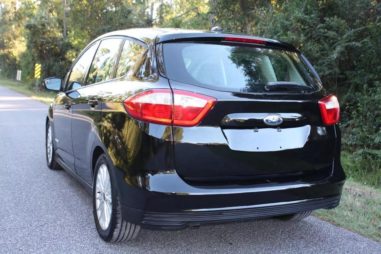 2016 Ford C-Max SE photo 18