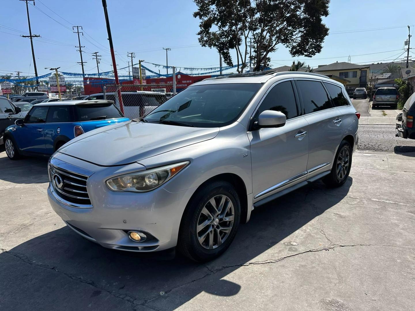 2015 INFINITI QX60 Base photo 2