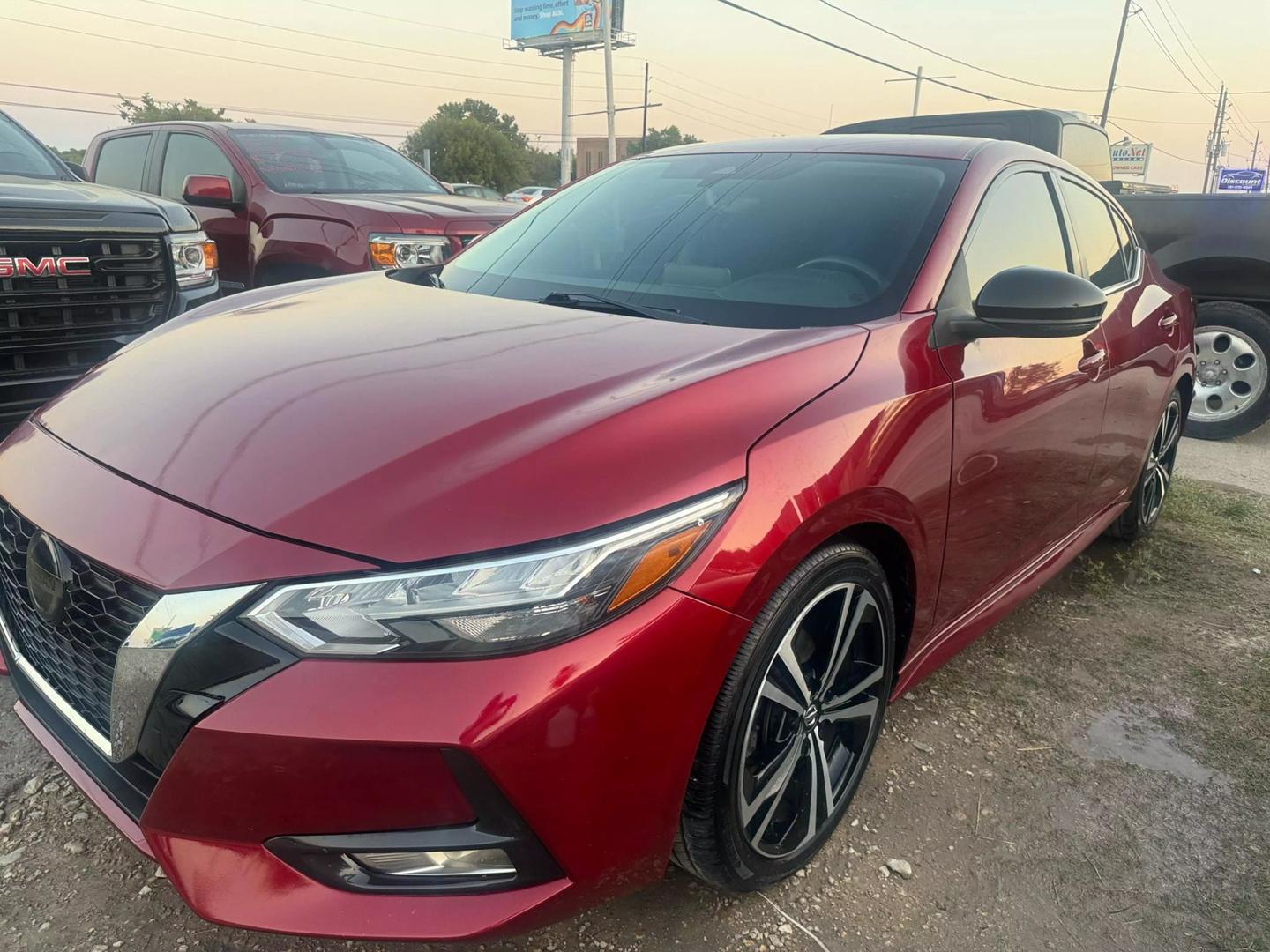 2021 Nissan Sentra SR photo 6