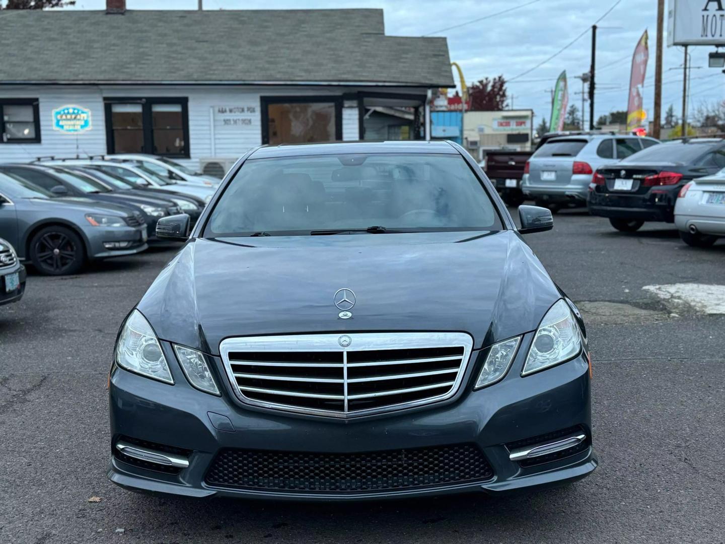 2013 Mercedes-Benz E-Class null photo 4