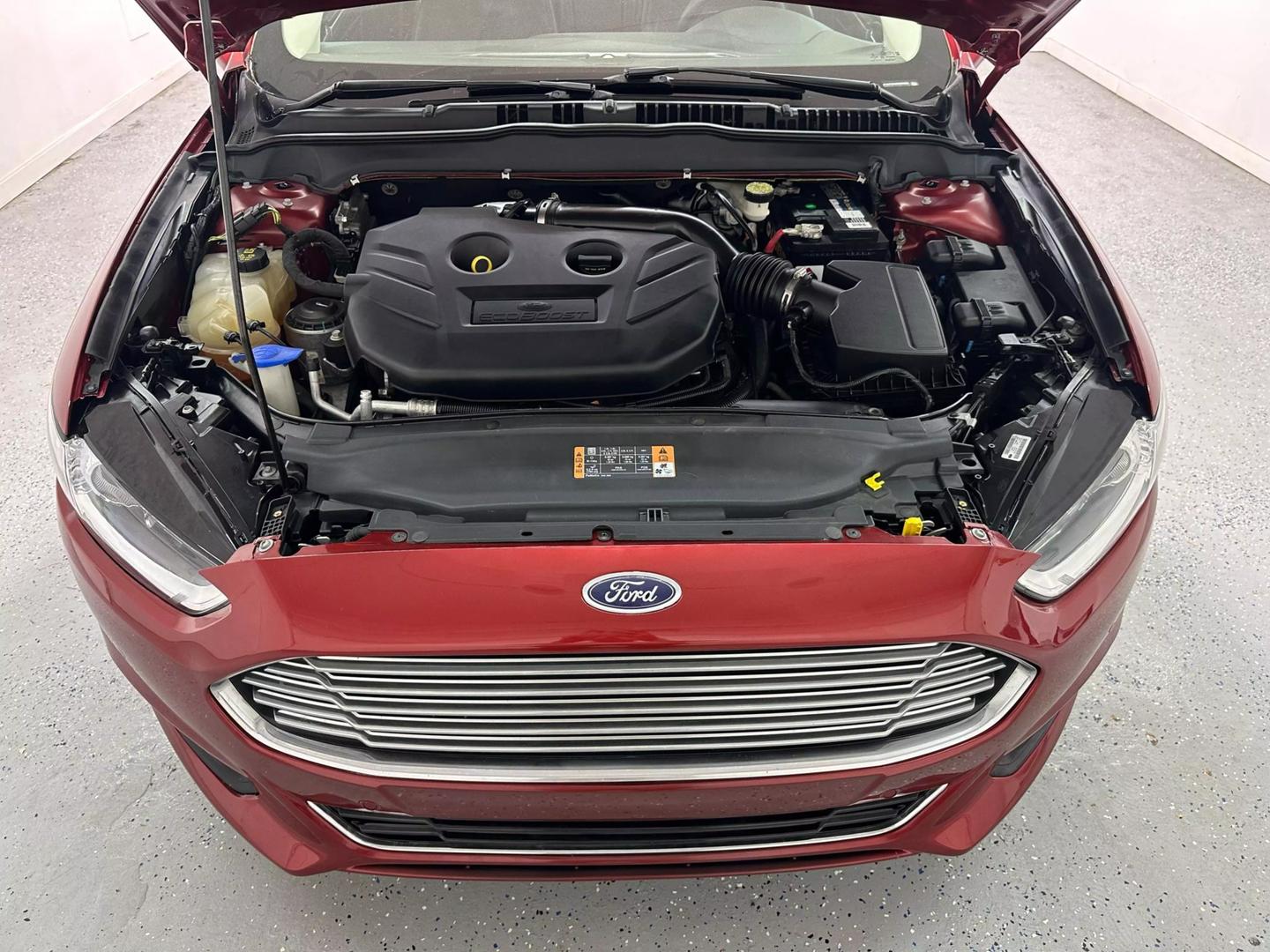 2014 Ford Fusion Titanium photo 16