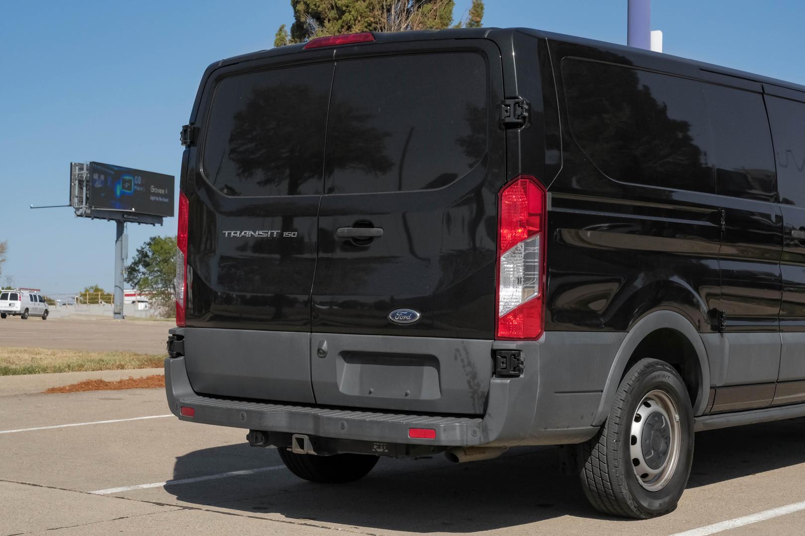 2015 Ford Transit Base photo 9