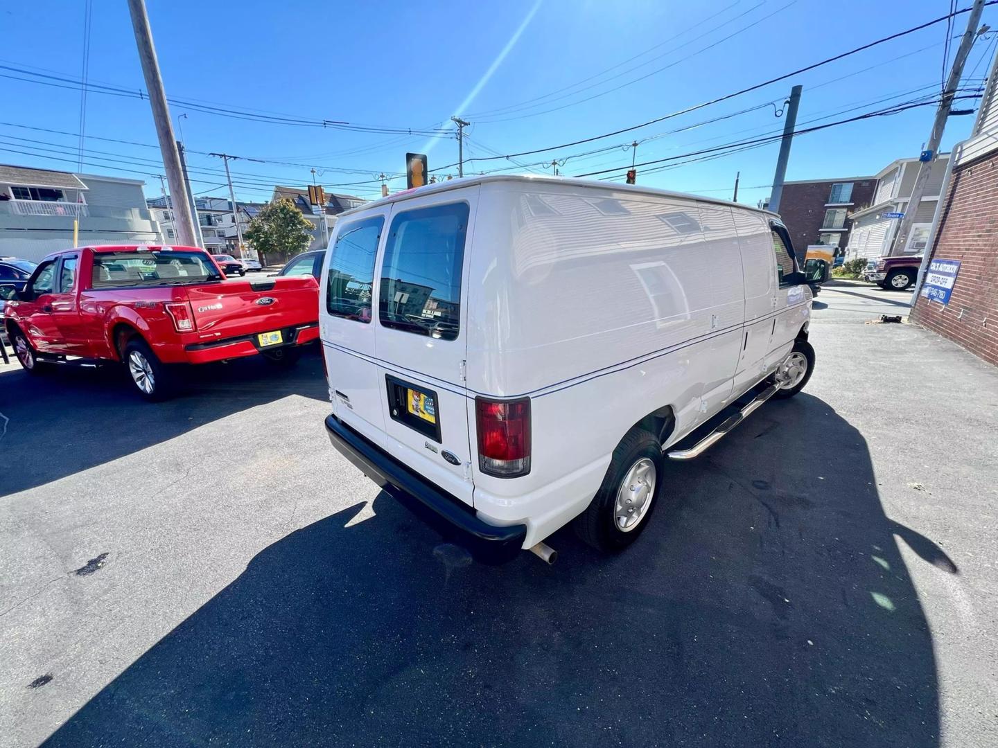 2012 Ford E-Series Econoline Van Commercial photo 6