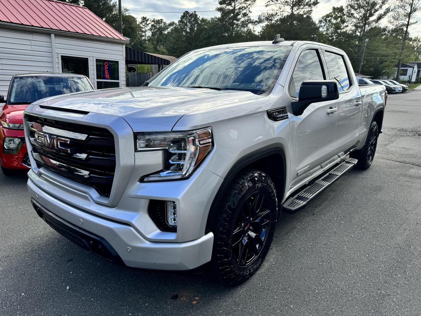 2021 GMC Sierra 1500 Elevation photo 3