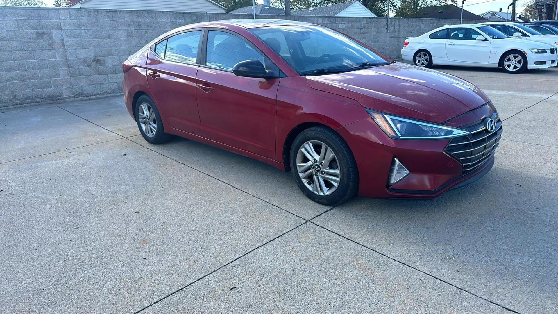 2019 Hyundai Elantra Value Edition photo 6