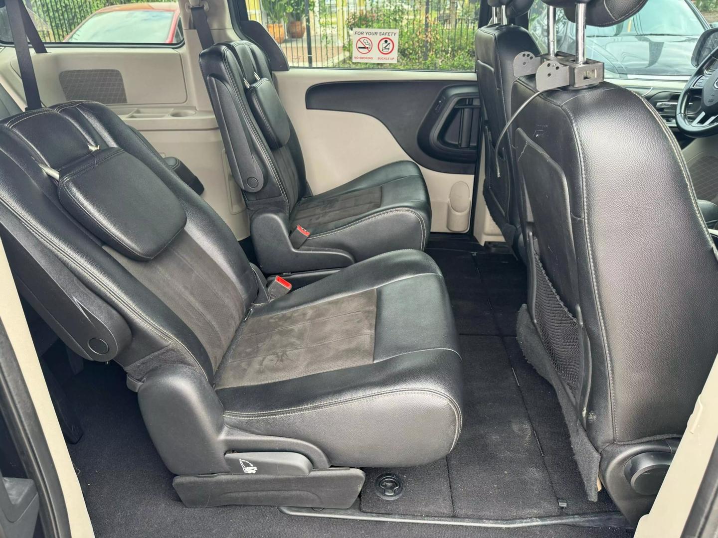 2019 Dodge Grand Caravan SXT photo 9