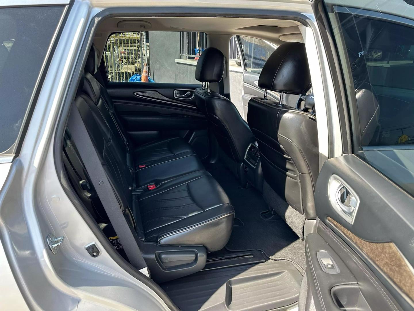 2015 INFINITI QX60 Base photo 16