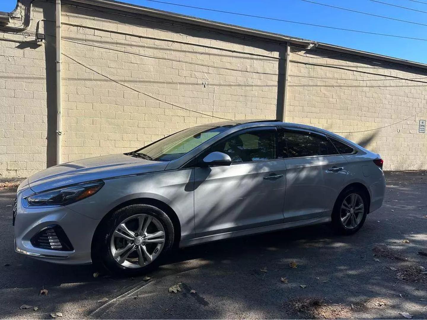 Hyundai Sonata's photo