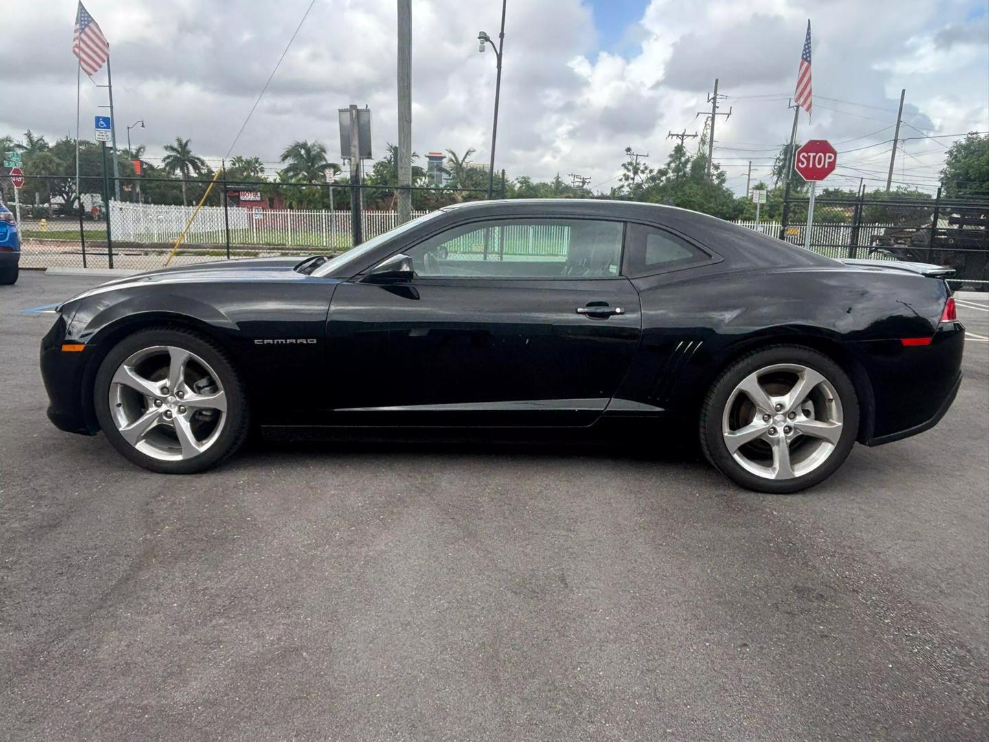 2015 Chevrolet Camaro 2LT photo 4