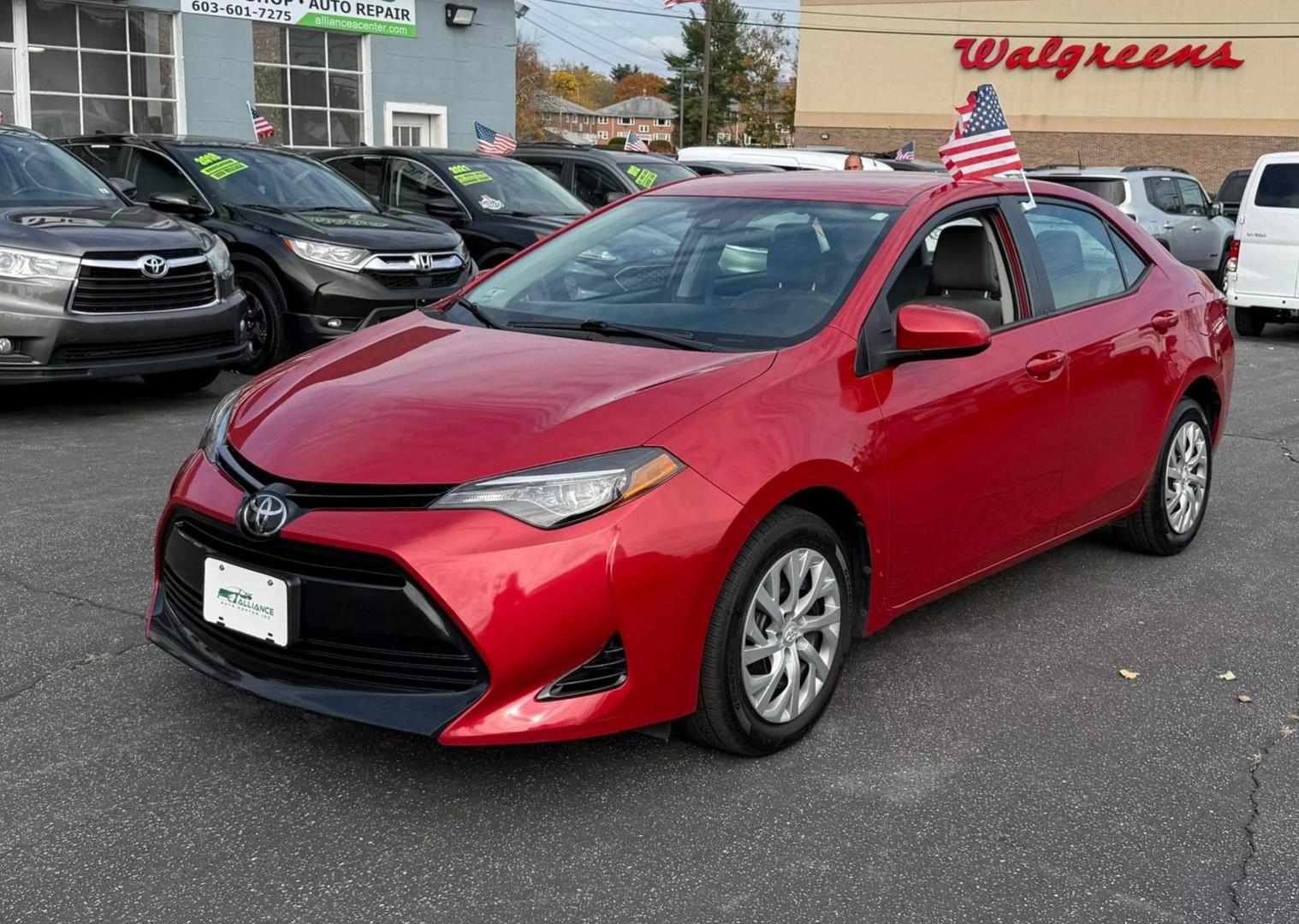 2017 Toyota Corolla LE photo 2