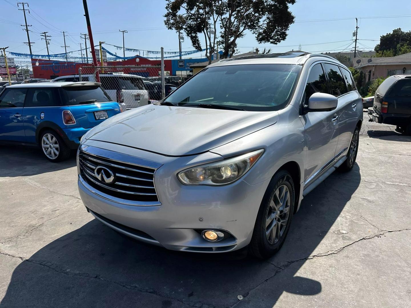 INFINITI QX60's photo