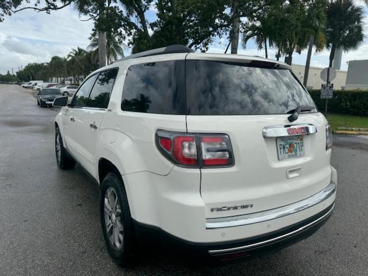 2015 GMC Acadia SLT1 photo 11