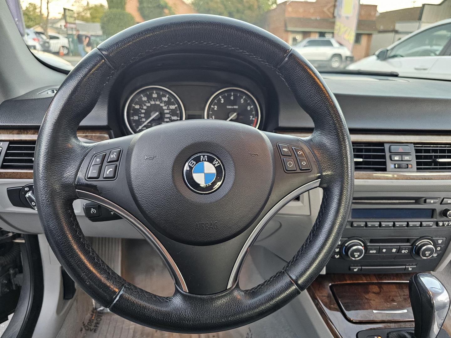 2009 BMW 3 Series 328i photo 16