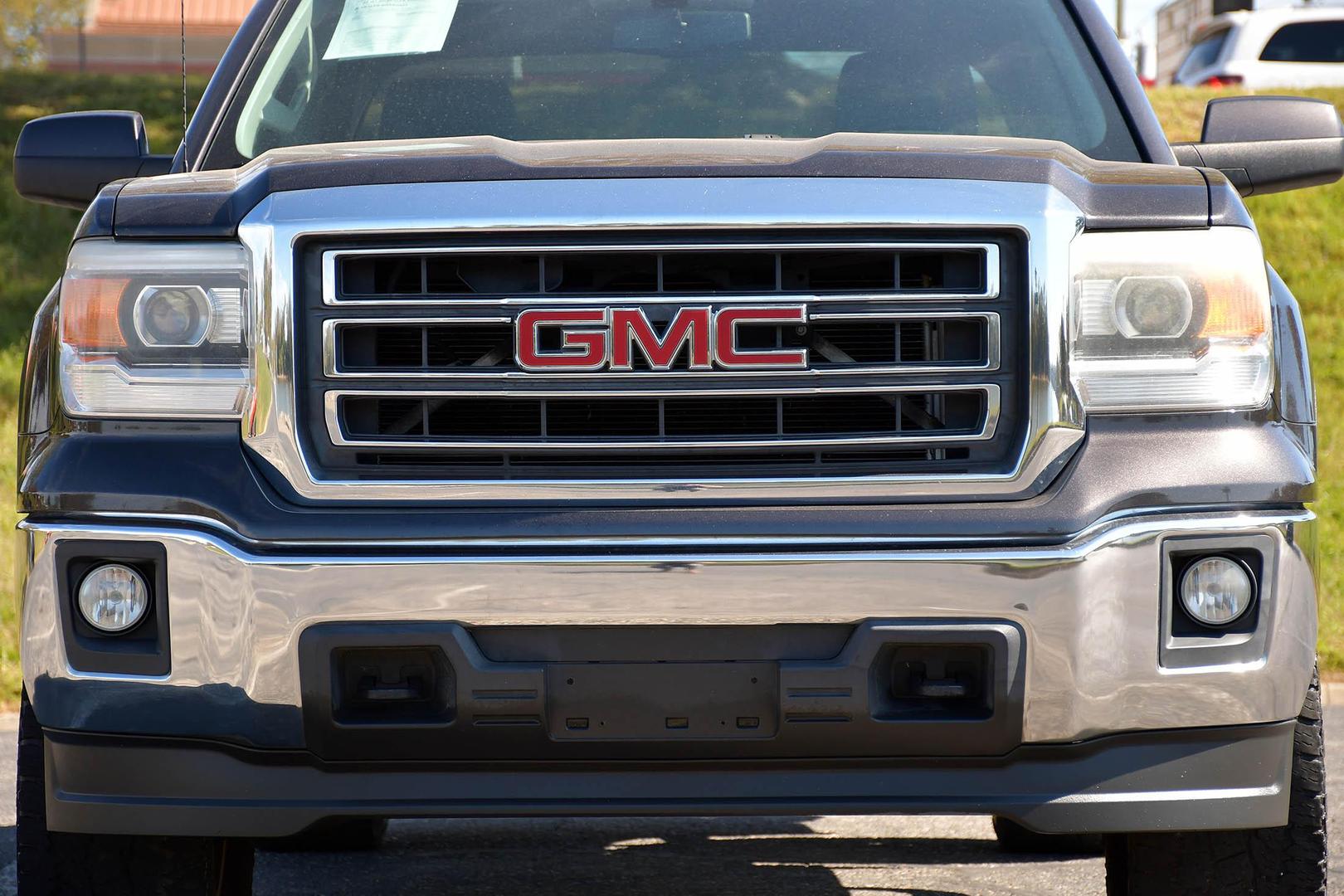 2014 GMC Sierra 1500 SLE photo 4