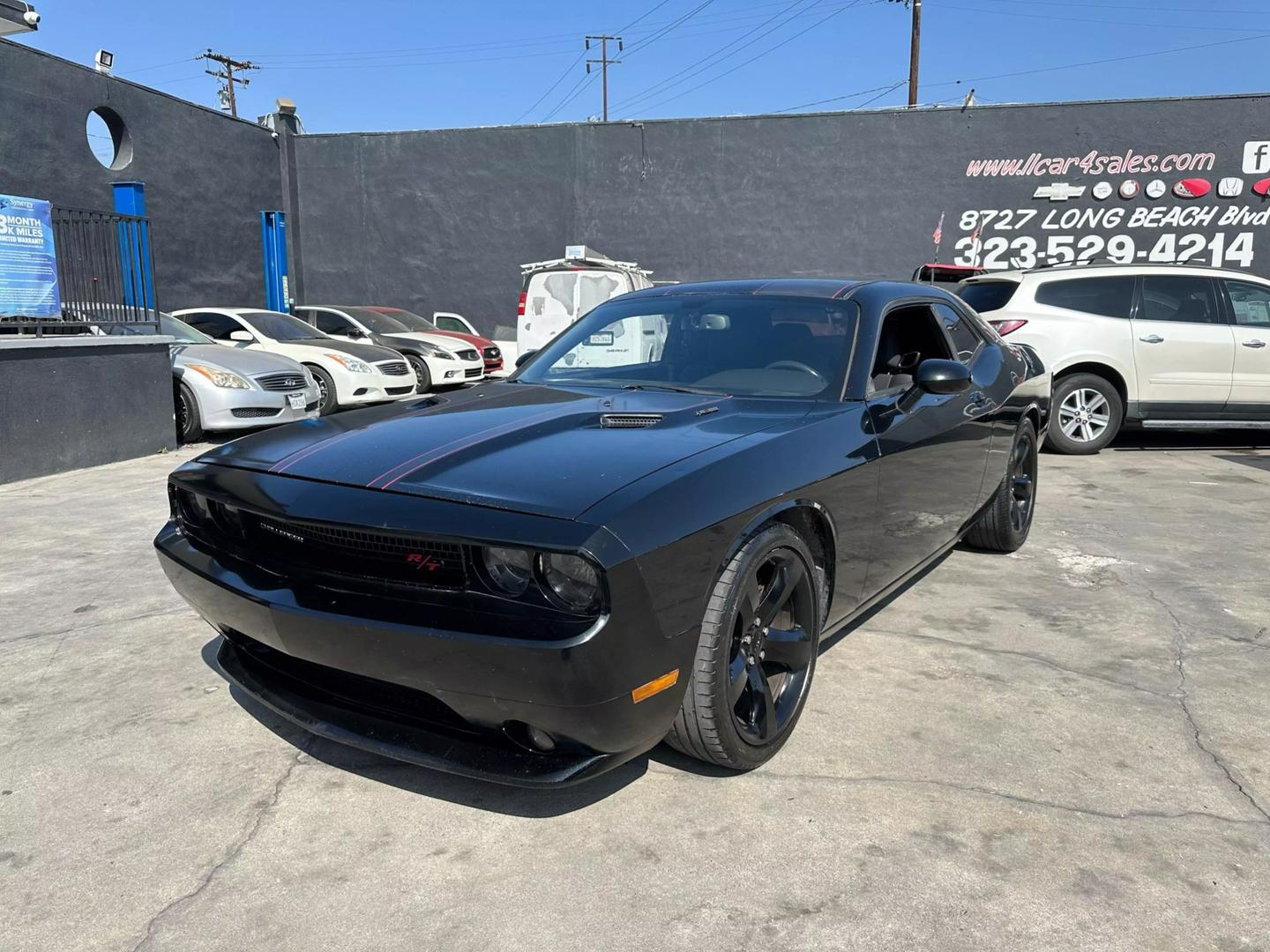 Dodge Challenger's photo