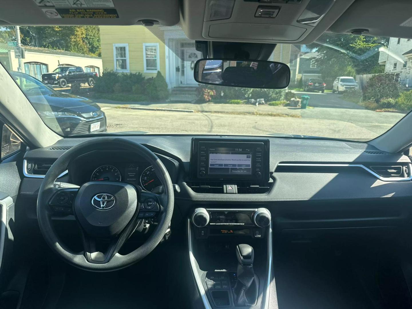 2019 Toyota RAV4 LE photo 8