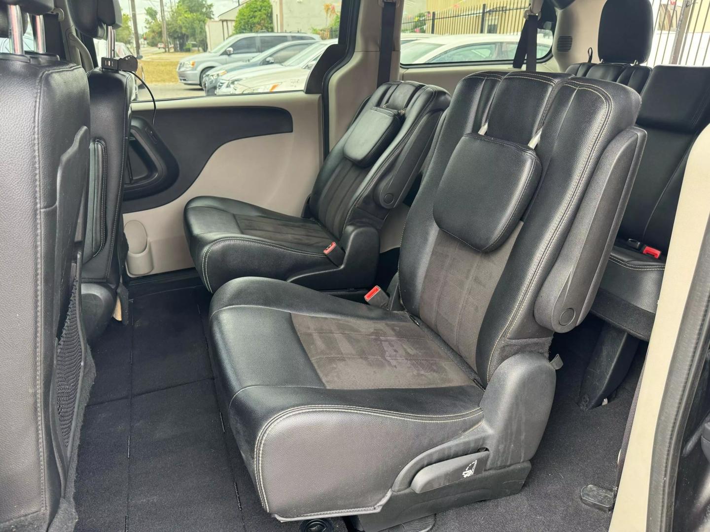 2019 Dodge Grand Caravan SXT photo 8