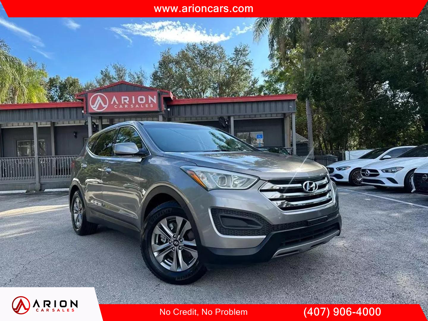 Hyundai Santa Fe's photo