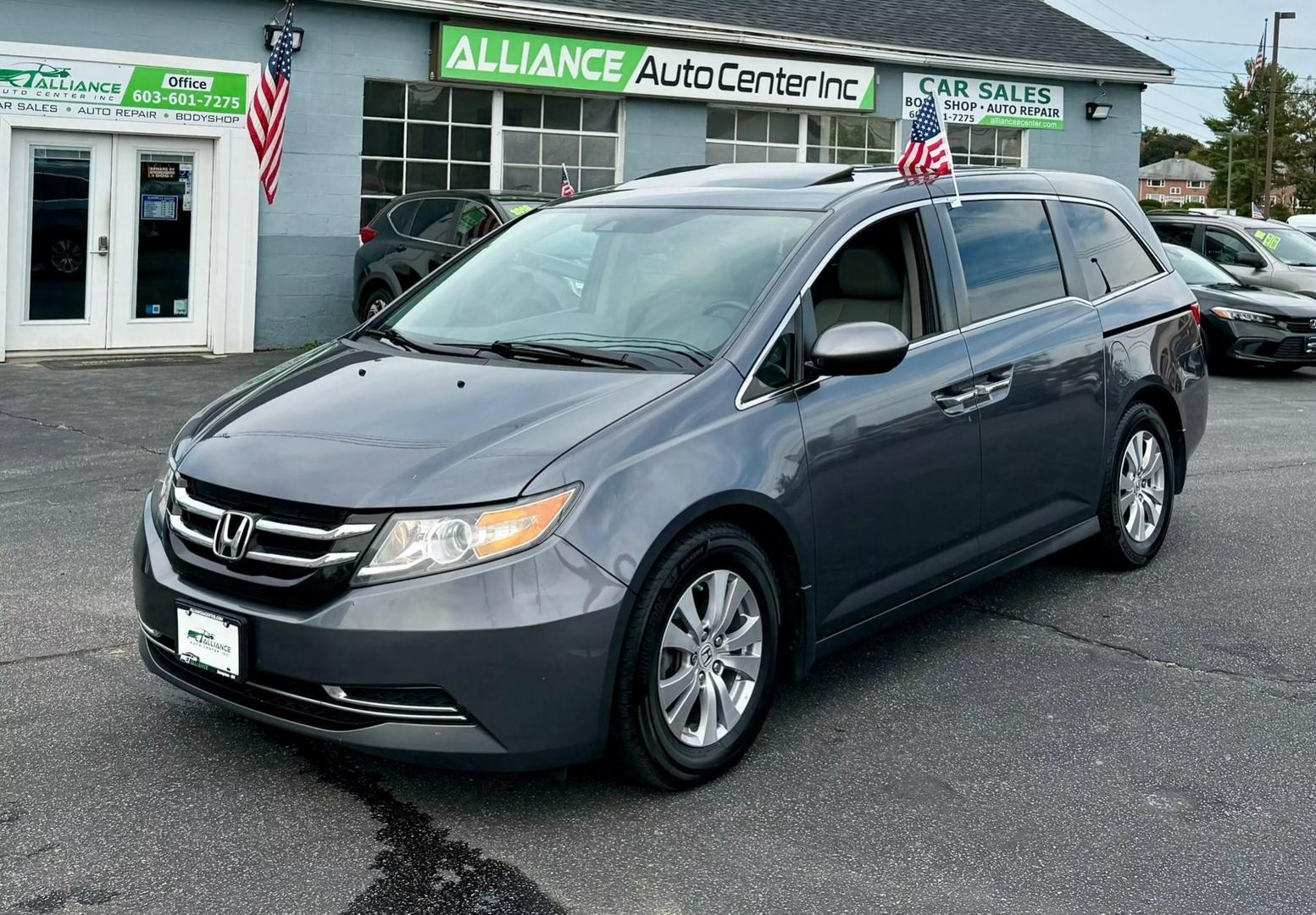 2016 Honda Odyssey EX-L photo 2