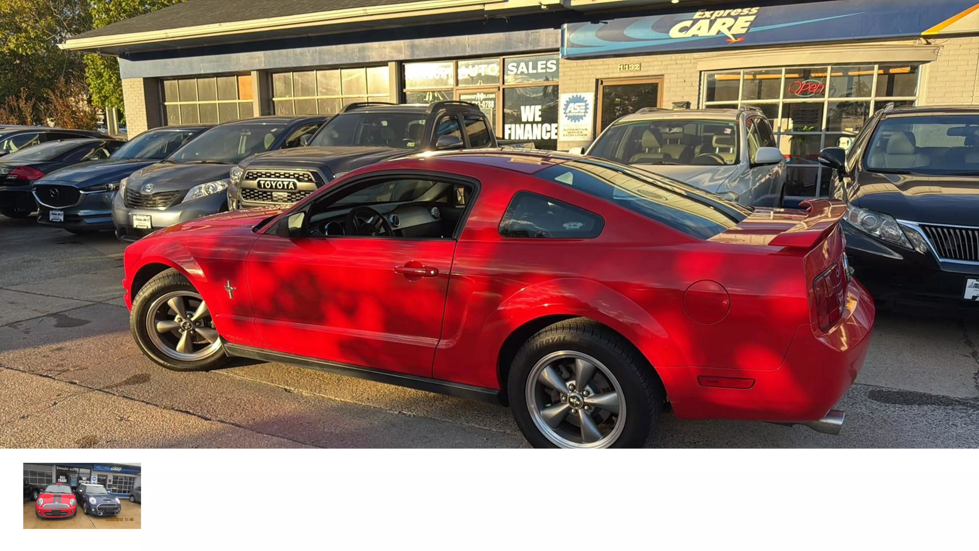 2006 Ford Mustang null photo 14