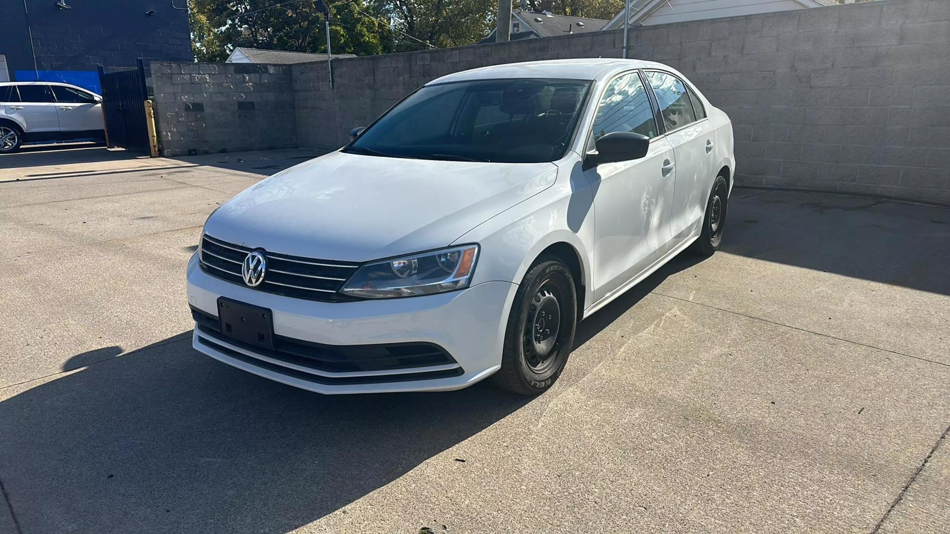 Volkswagen Jetta's photo