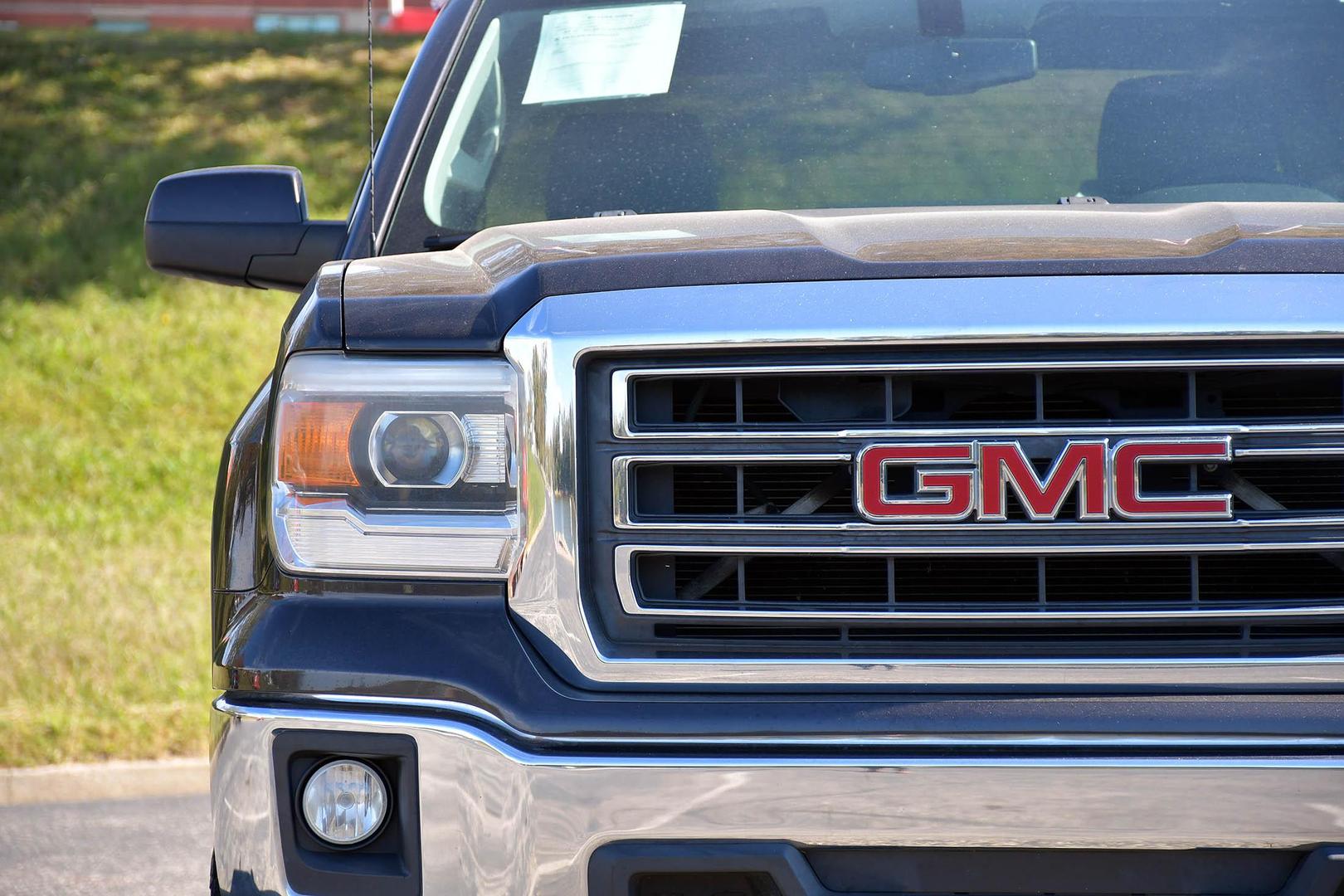 2014 GMC Sierra 1500 SLE photo 5