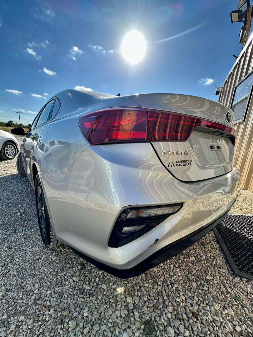 2021 Kia Forte LXS photo 6