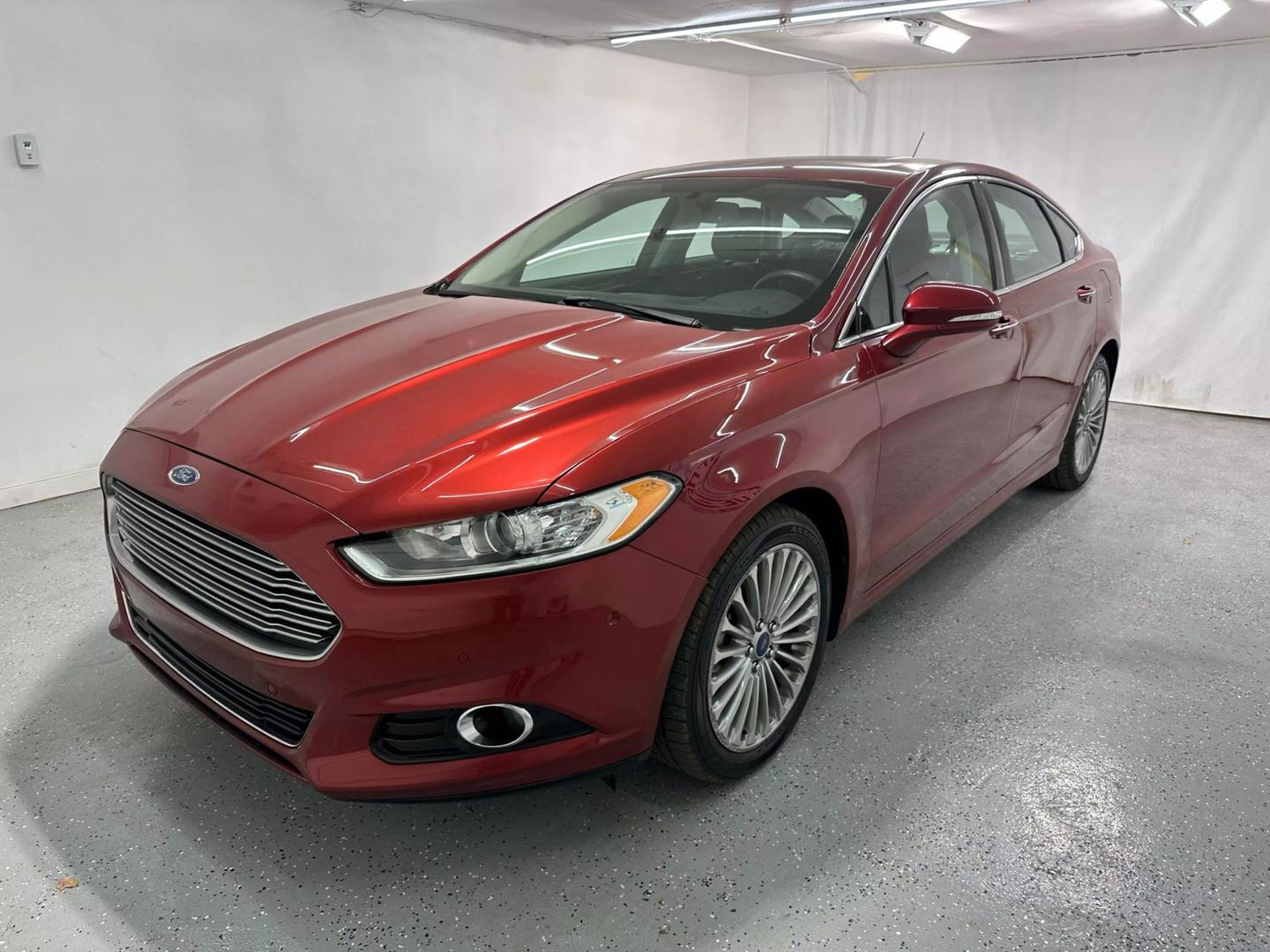 2014 Ford Fusion Titanium photo 3