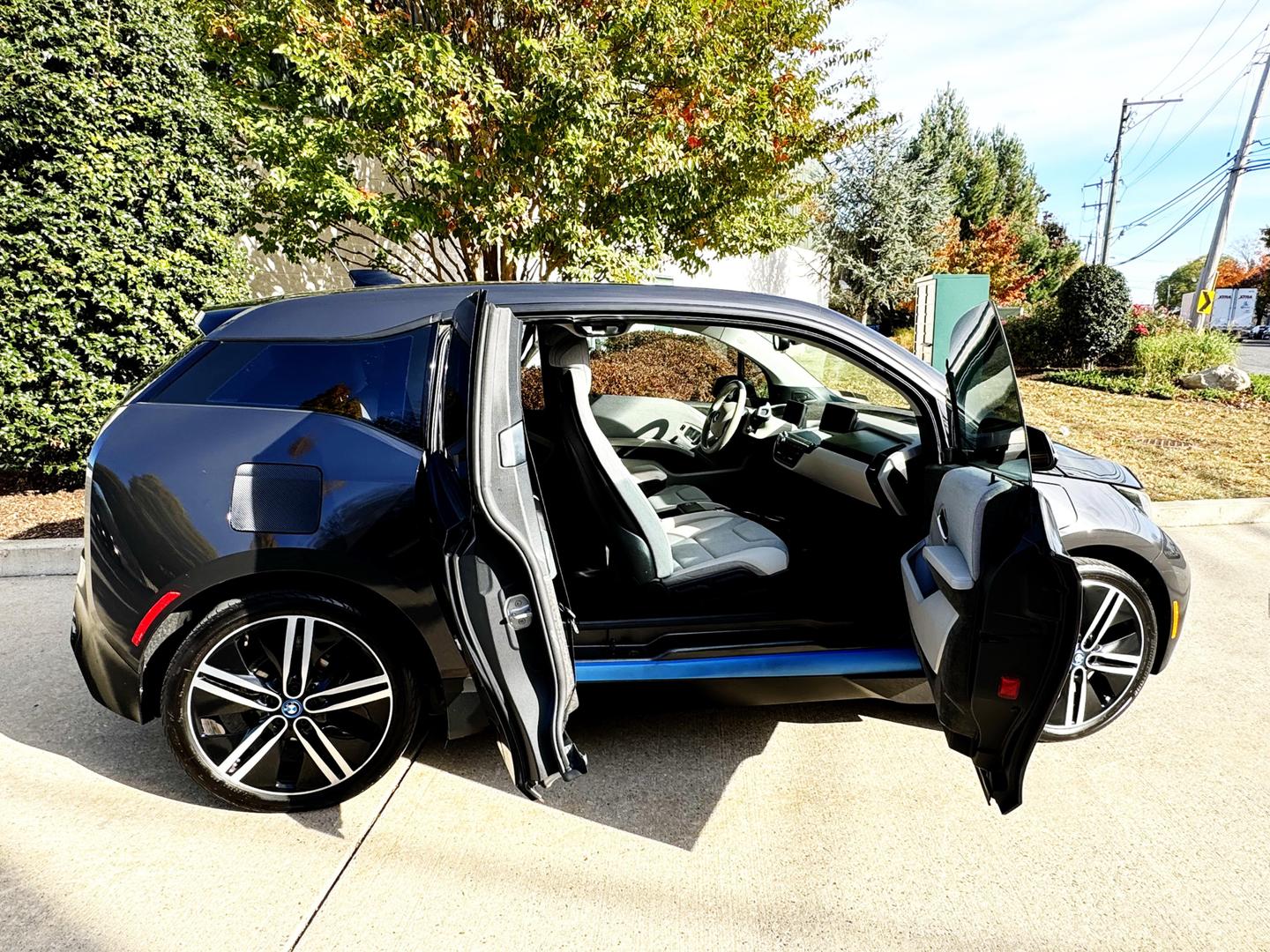 2015 BMW i3 null photo 23