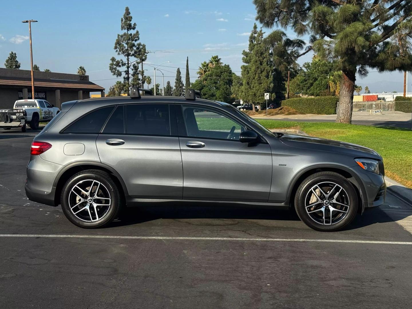 2019 Mercedes-Benz GLC GLC350e photo 6