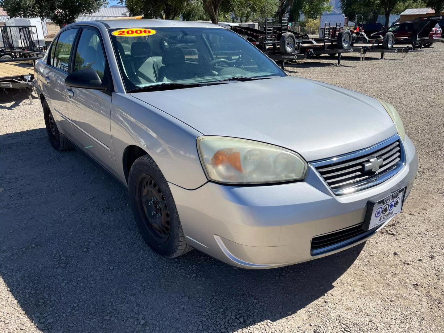 2006 Chevrolet Malibu LS photo 3