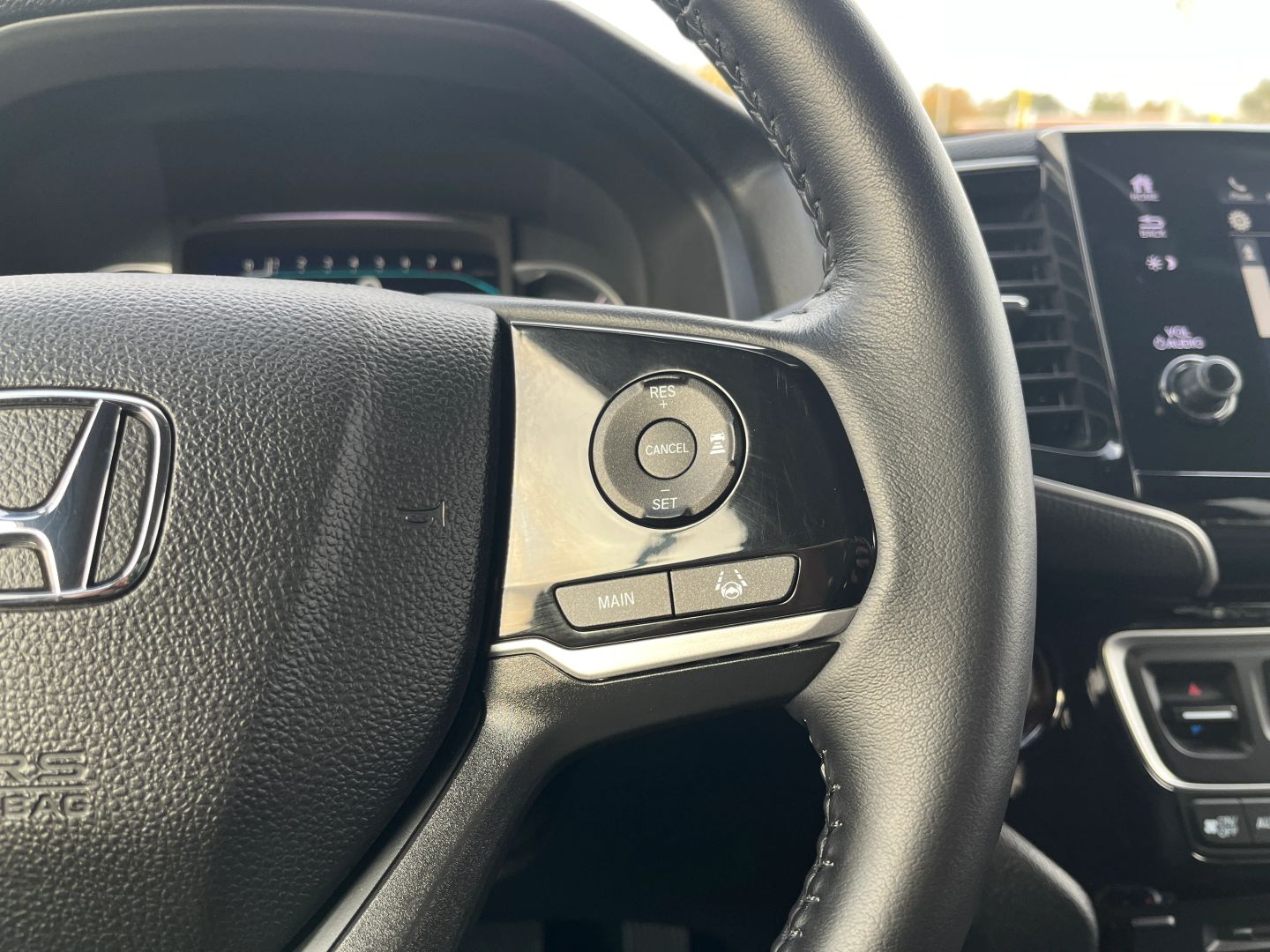 2021 HONDA PILOT SUV V6, I-VTEC, 3.5 LITER TOURING SPORT UTILITY 4D
