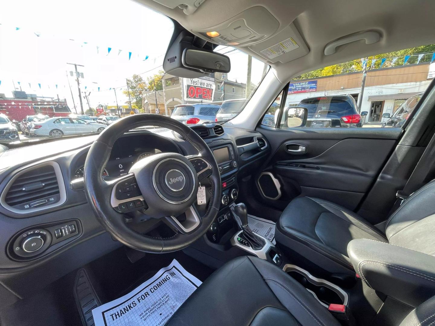 2015 Jeep Renegade Limited photo 35